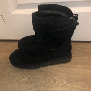Ugg ladies winter boots size 6